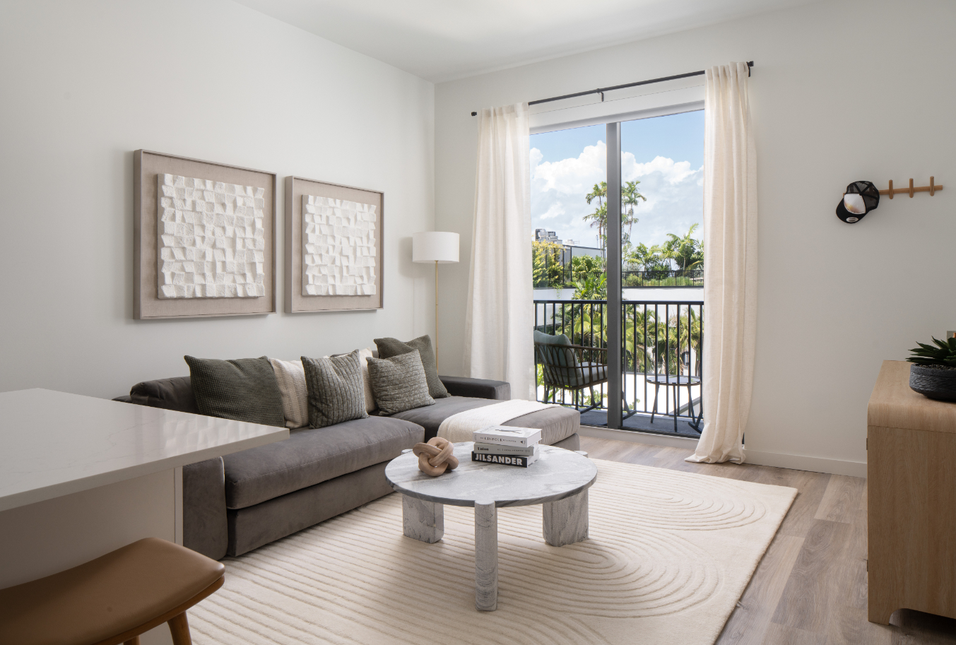 Wynwood Plaza Living Room